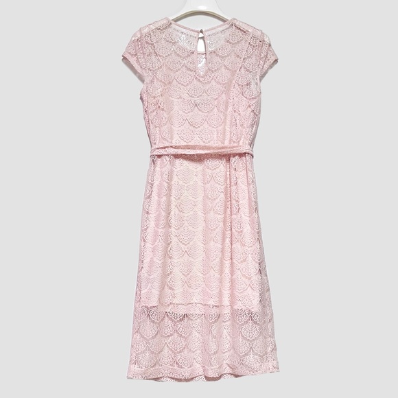 Jessica Simpson Lace Midi Dress Size 8 Blush Pink Scalloped Chain Collar Belted - Picture 2 of 16